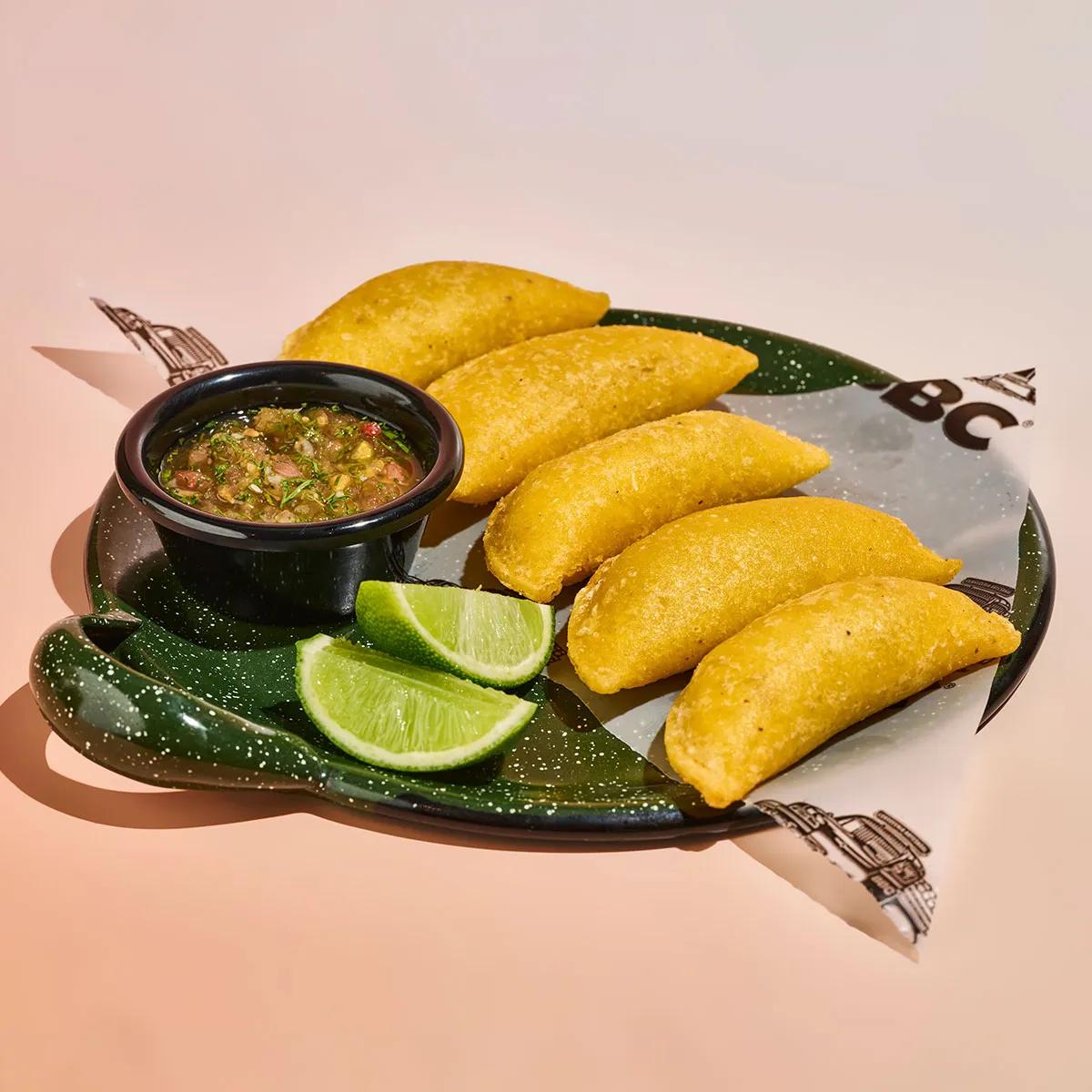 Popular item de BBC: EMPANADAS X 10